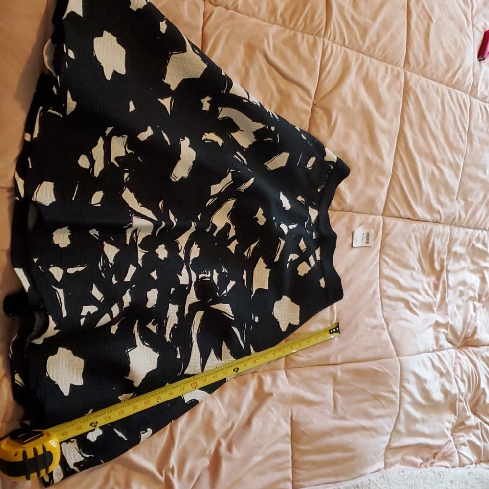 Banana Republic patterned skirt